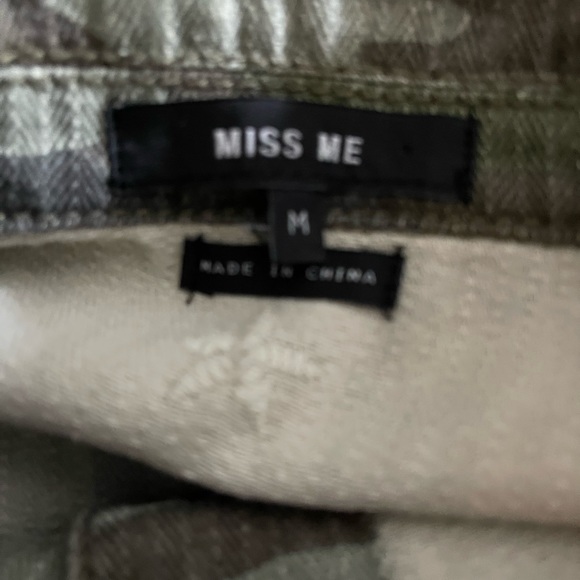 Miss Me Camo jean Jacket with distressing on collar. Euc - Picture 3 of 4